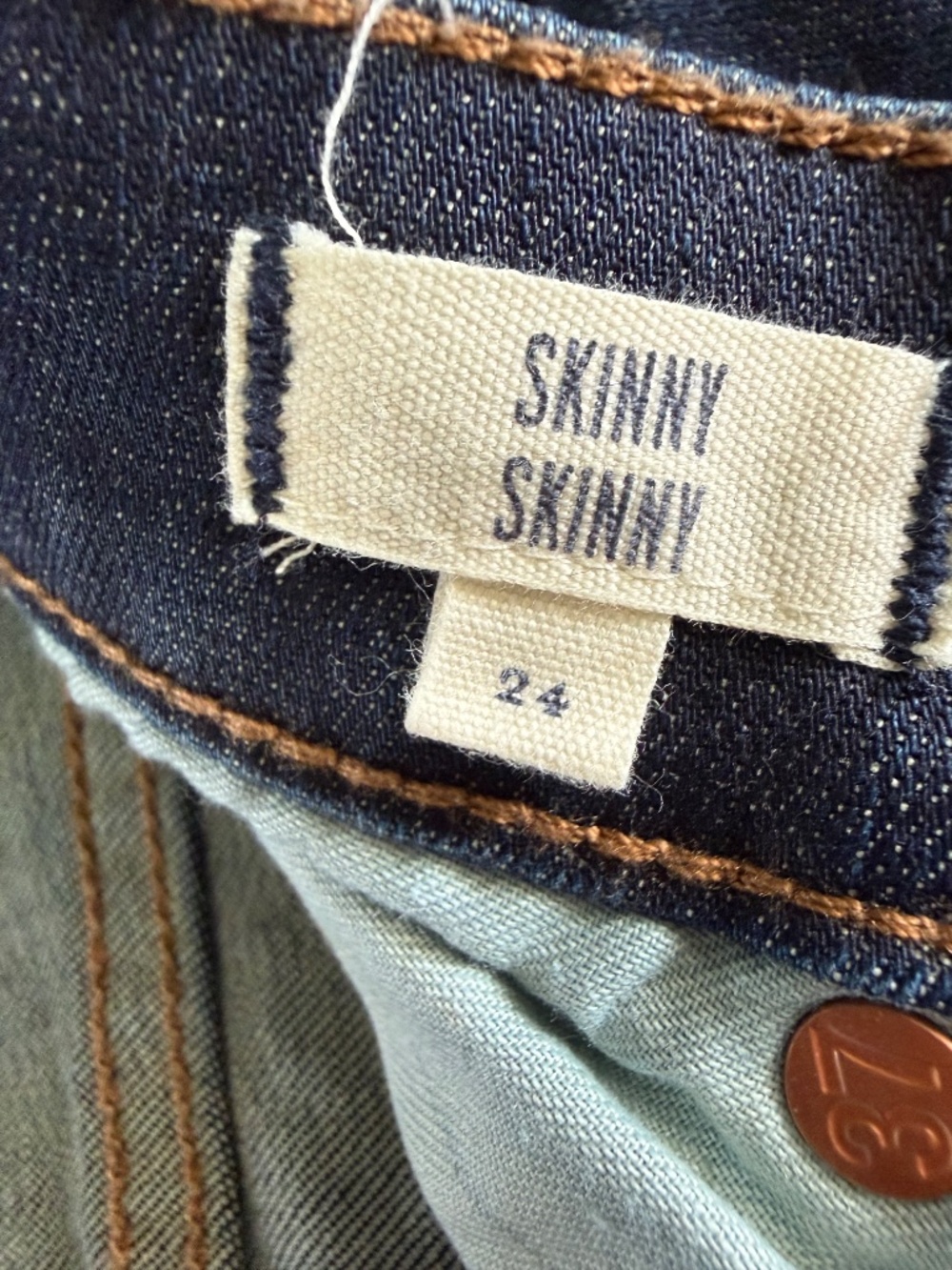 Madewell Skinny Skinny Jeans Size 24 Dark Wash Mid Rise Denim - Picture 6 of 12